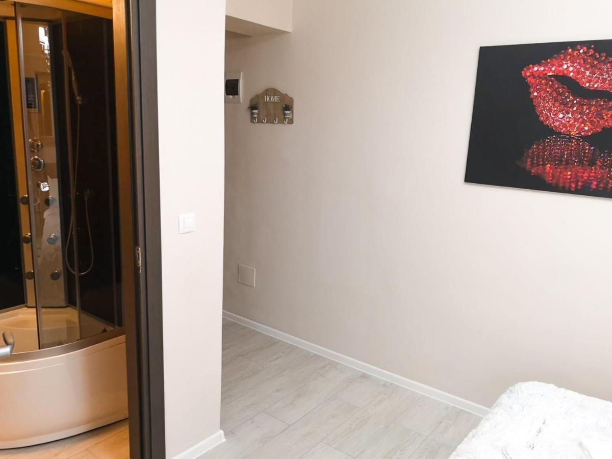 Yns Rooms Iasi Exterior foto